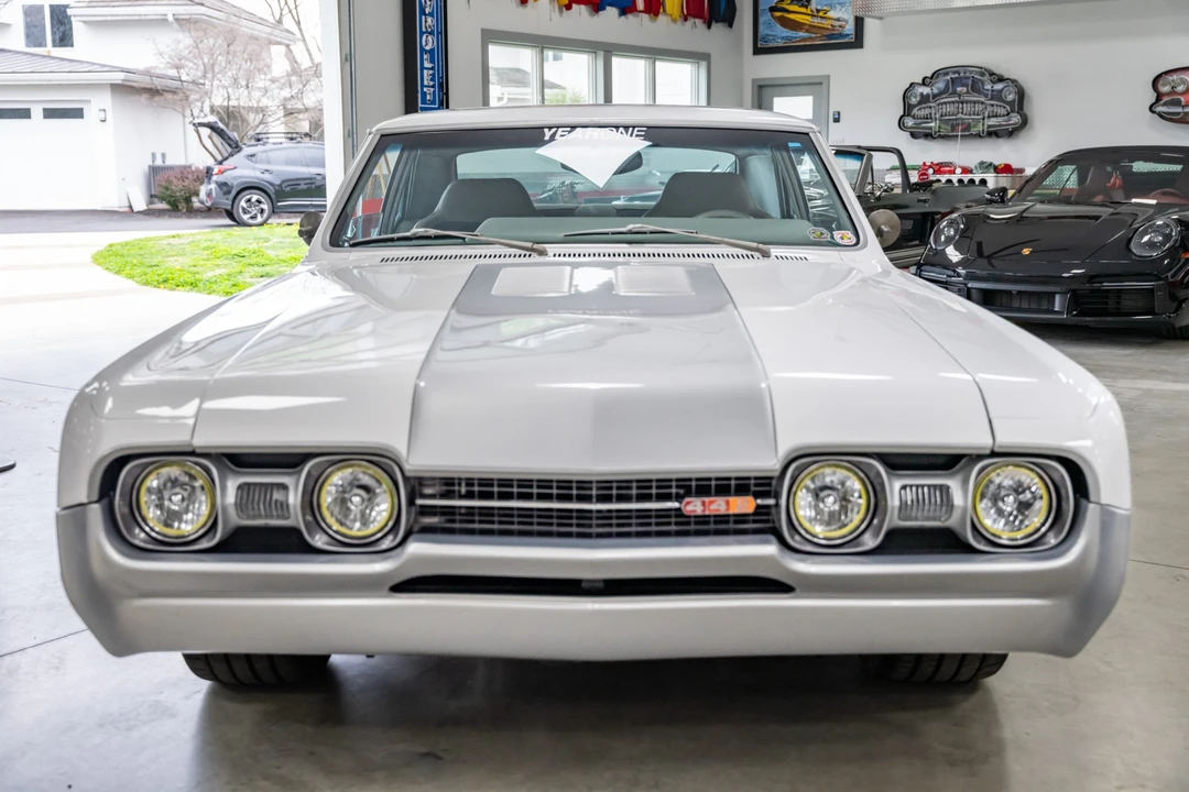 1967 Oldsmobile Cutlass Supreme - Image 12 of 31