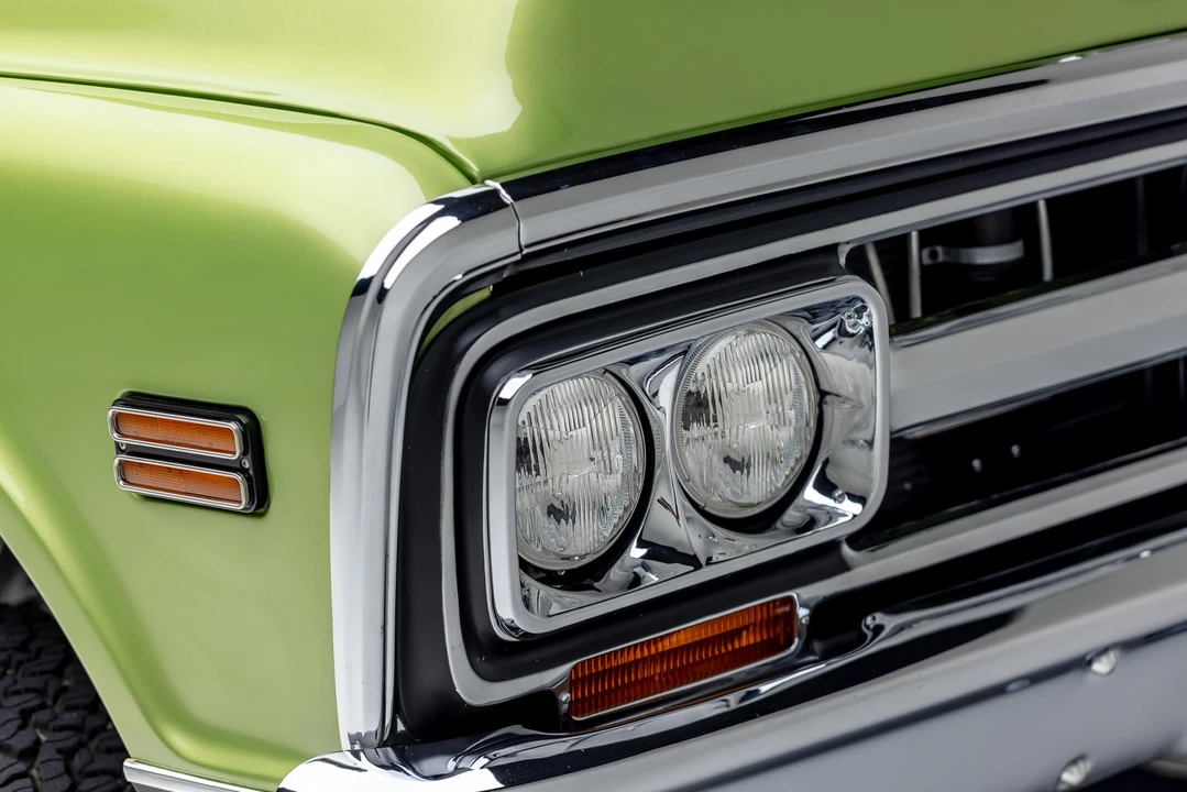1972 GMC Jimmy 1st Gen - Image 23 of 31