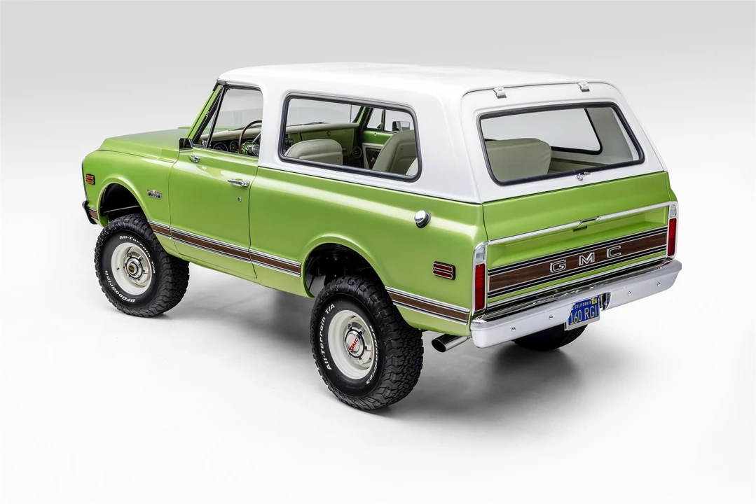 1972 GMC Jimmy 1st Gen - Image 10 of 31