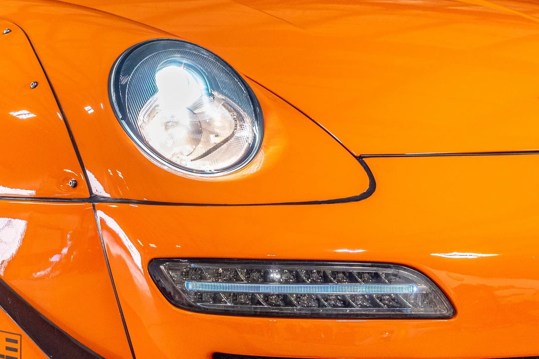 1995 Porsche 993 Carrera - Image 15 of 31