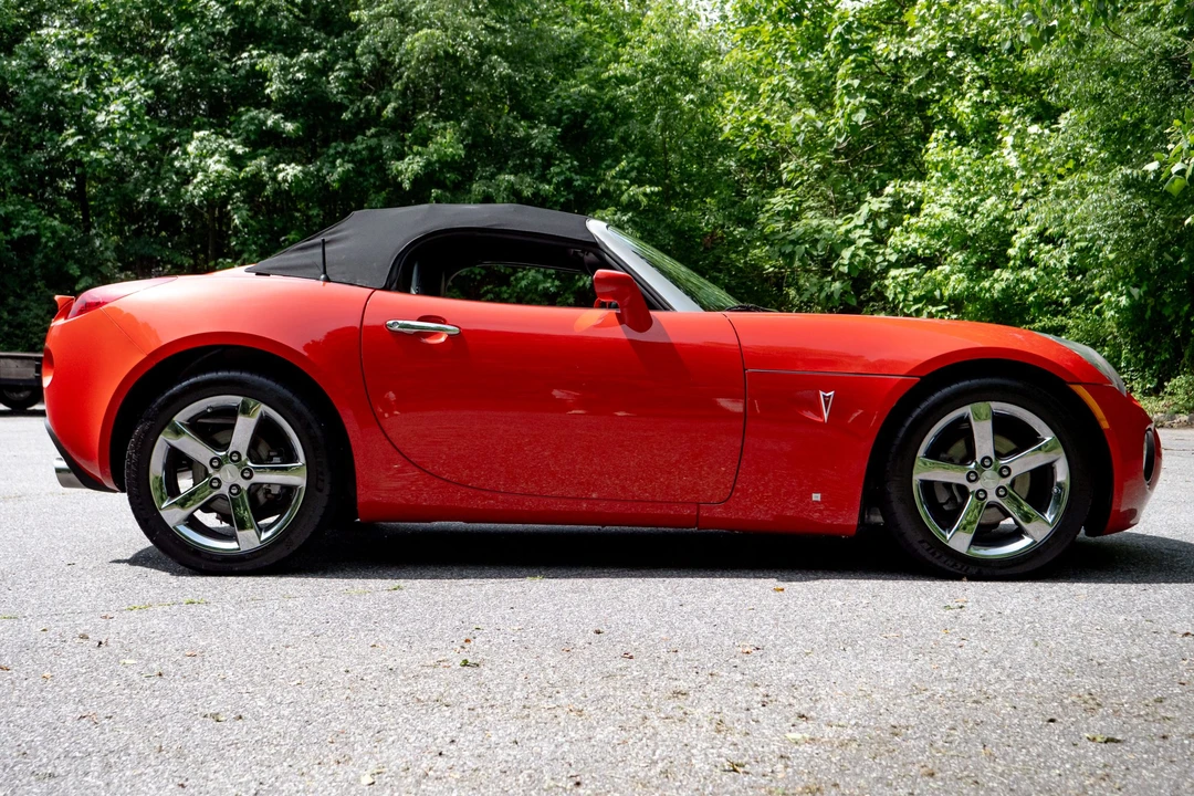 2008 Pontiac Solstice GXP - Image 19 of 31