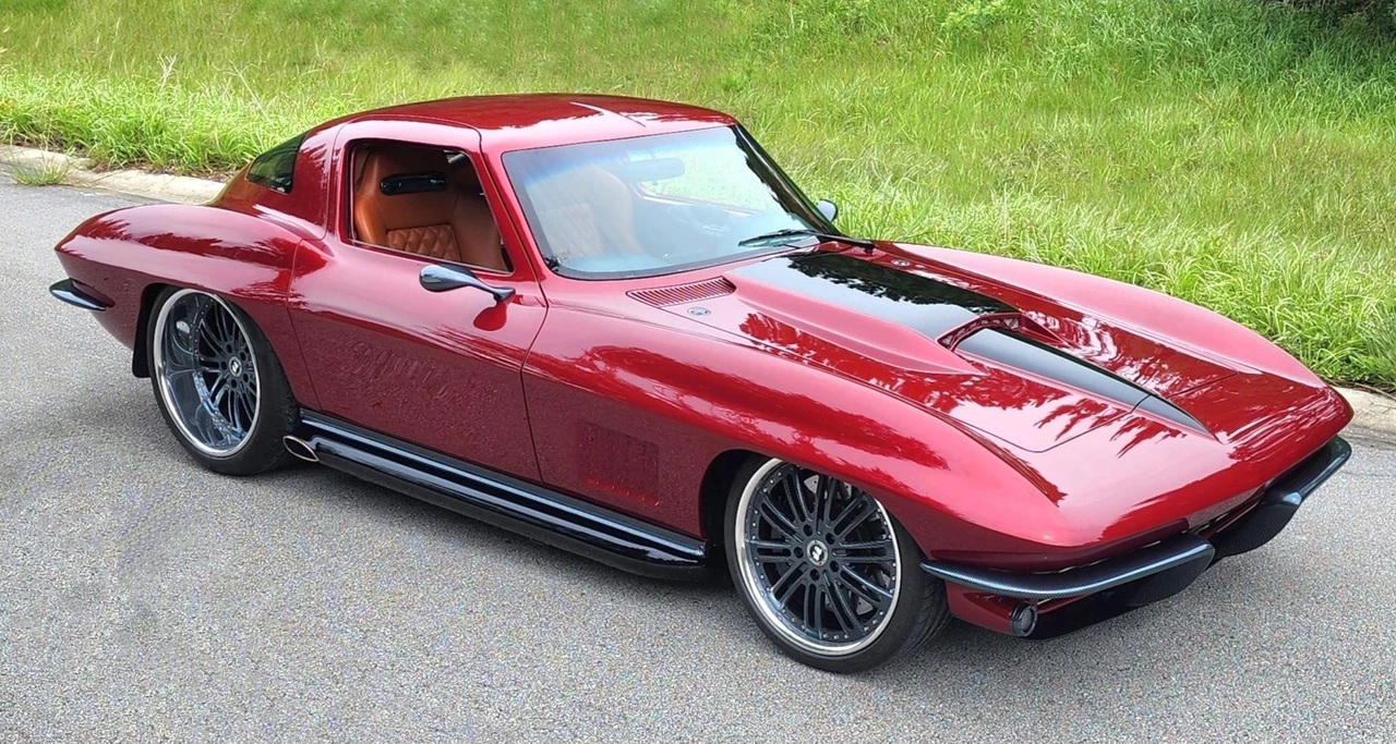 Chevrolet Corvette C2 - Image 25 of 31