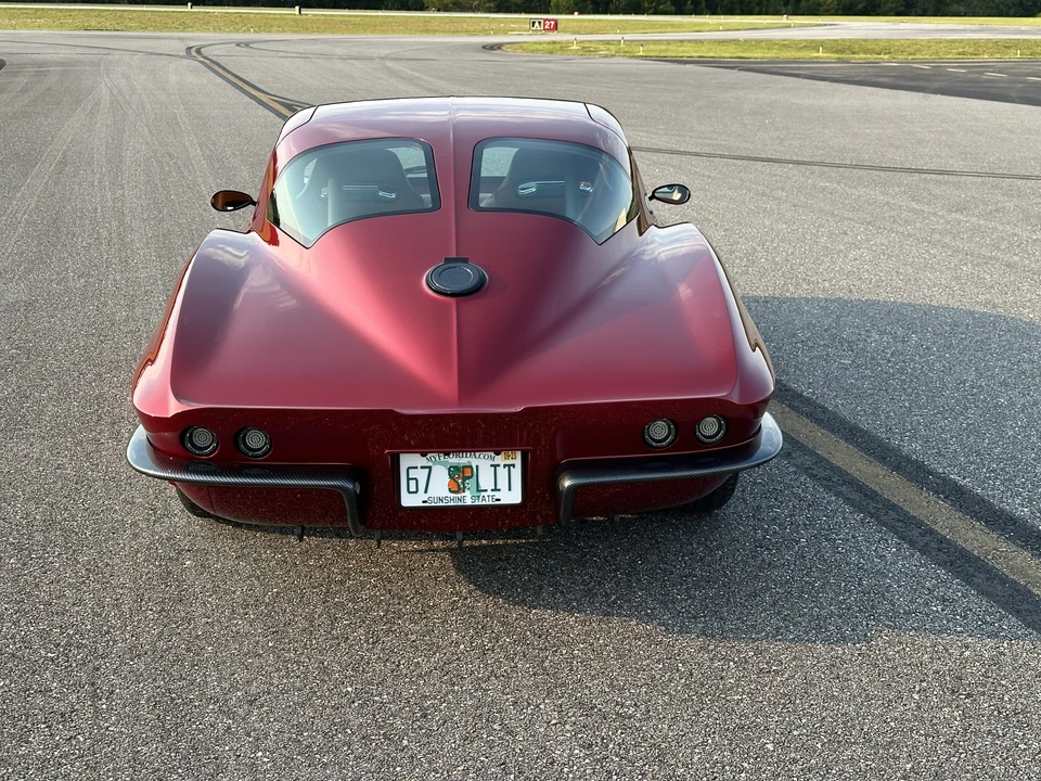 Chevrolet Corvette C2 - Image 13 of 31