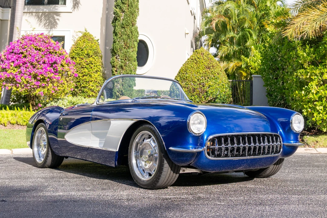 Chevrolet Corvette C1 - Image 9 of 31