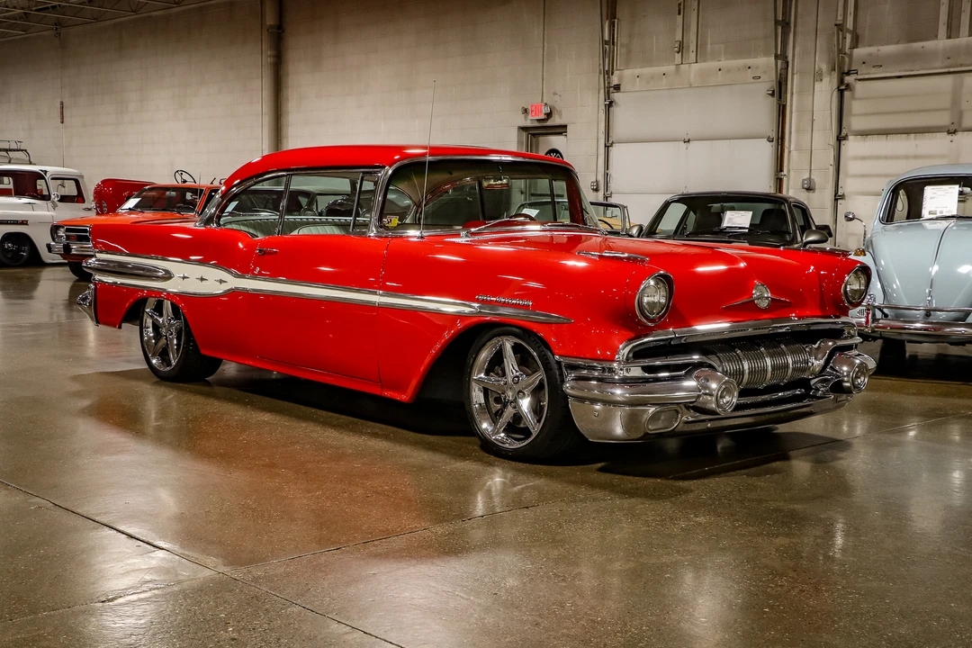 1957 Pontiac Chieftain - Image 19 of 31