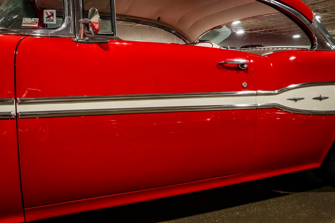 1957 Pontiac Chieftain - Image 28 of 31