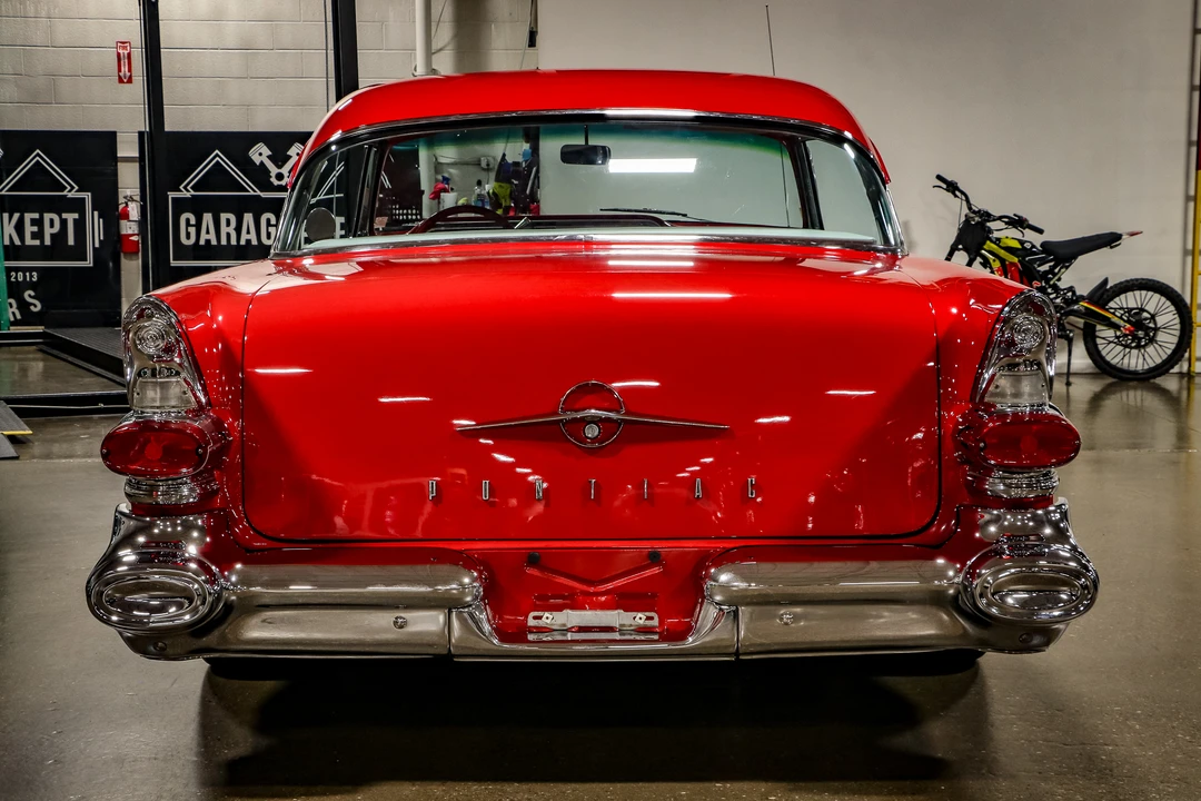 1957 Pontiac Chieftain - Image 13 of 31