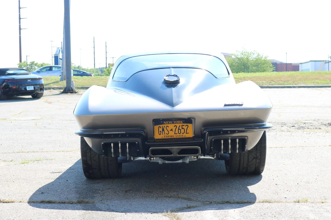 1964 Chevrolet Corvette C2 - Image 16 of 31