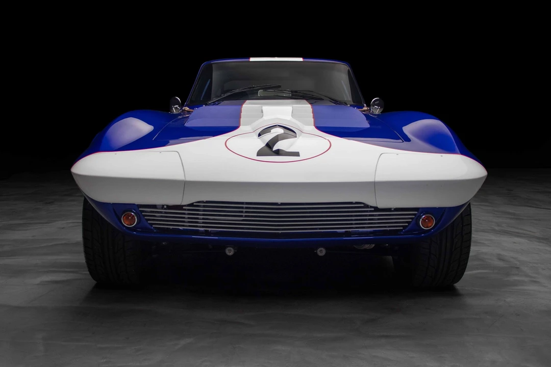 Chevrolet Corvette C2 - Image 16 of 31