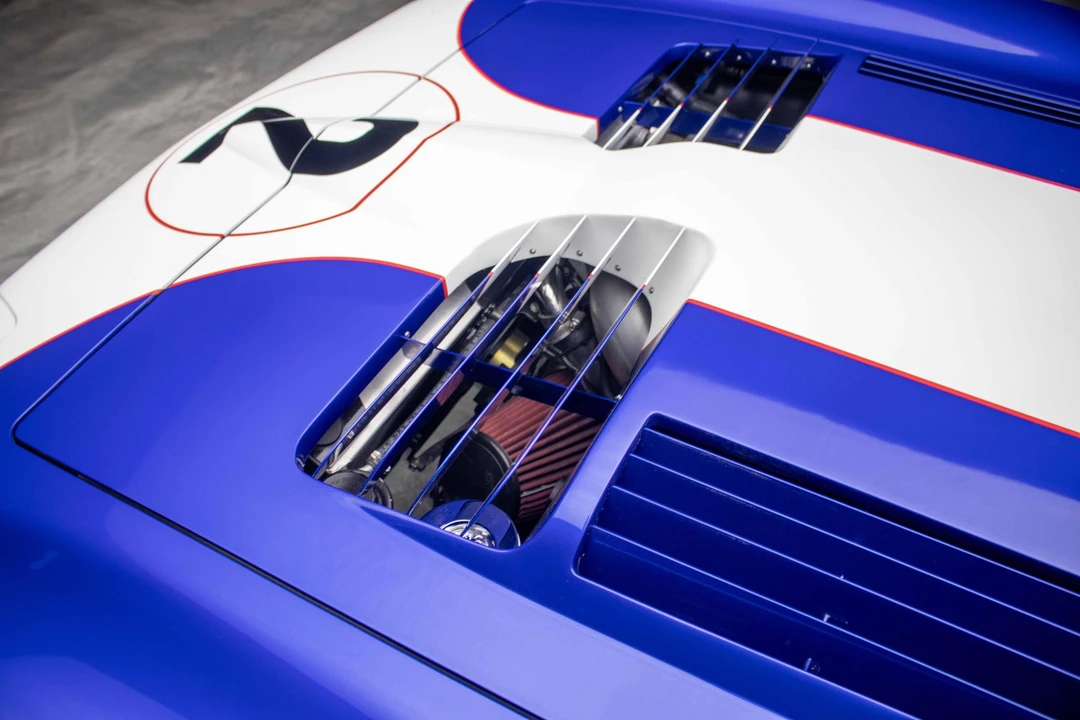 Chevrolet Corvette C2 - Image 25 of 31