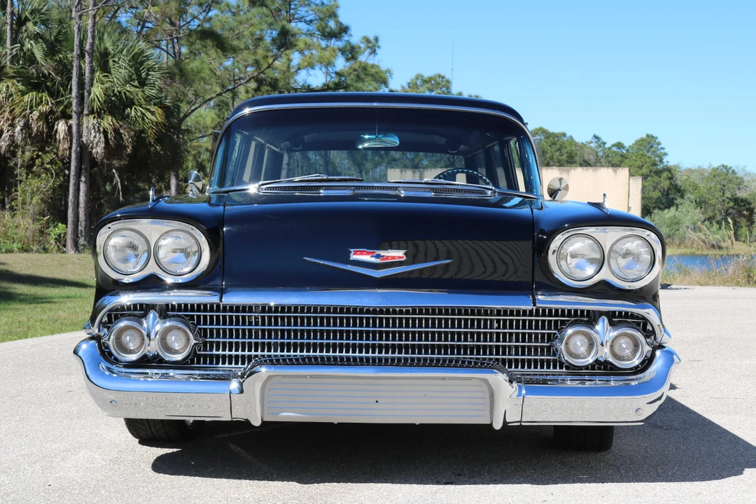 1958 Chevrolet Task Force - Image 5 of 31