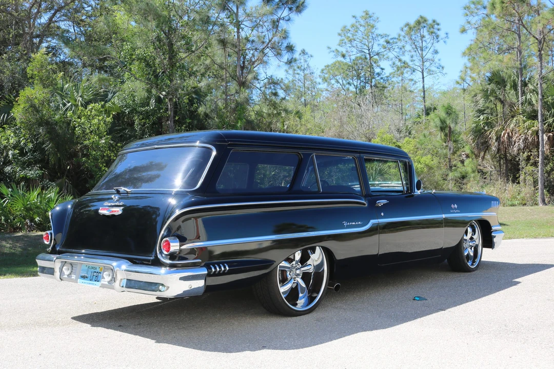 1958 Chevrolet Task Force - Image 9 of 31