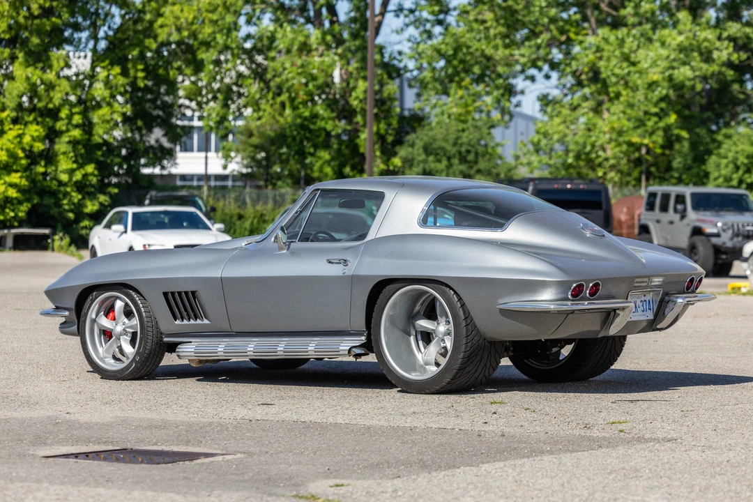 1967 Chevrolet Corvette C2 - Image 10 of 31