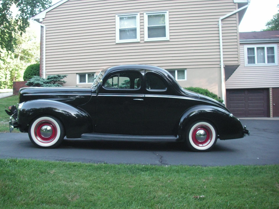1940 Ford Standard & Deluxe & Super Deluxe - Image 4 of 31