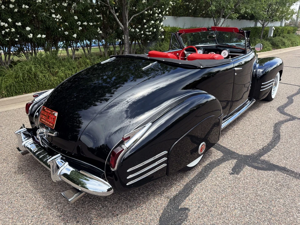 1941 Cadillac Series 62 1st Gen - Image 15 of 31