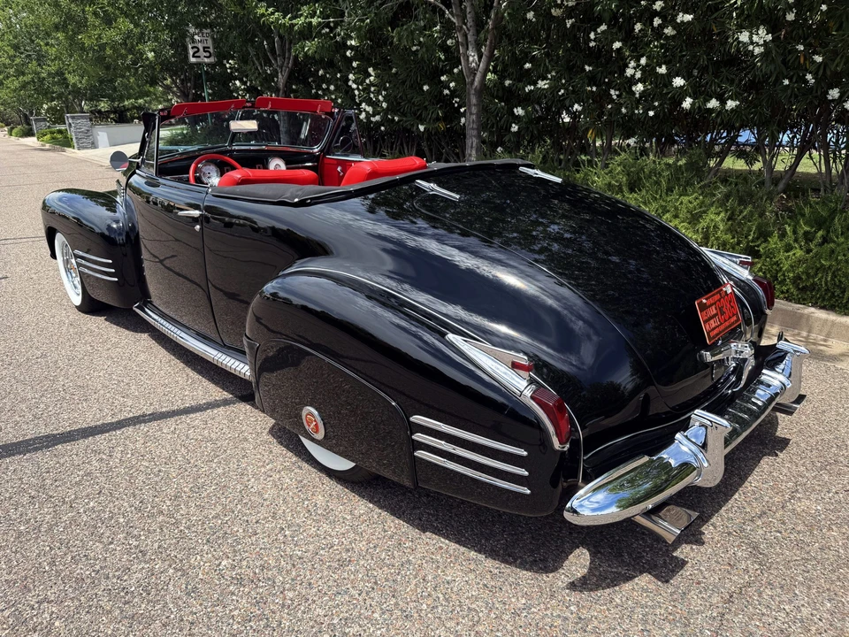 1941 Cadillac Series 62 1st Gen - Image 20 of 31