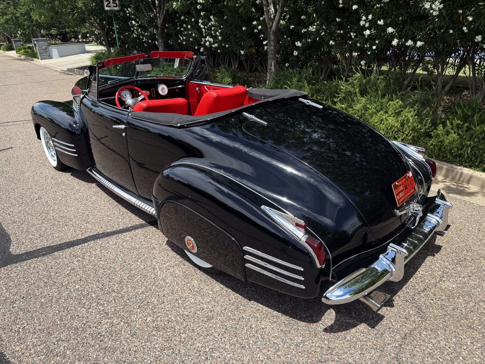 1941 Cadillac Series 62 1st Gen - Image 21 of 31