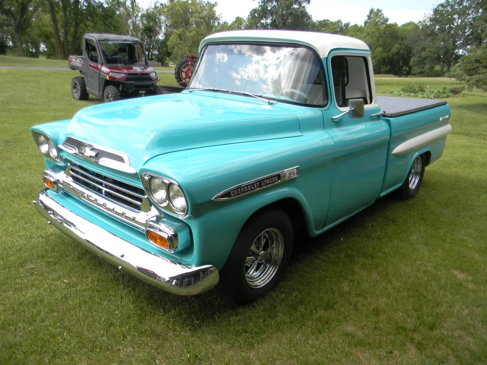 1959 Chevrolet Task Force - Image 3 of 31