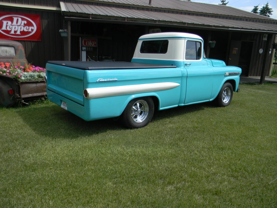 1959 Chevrolet Task Force - Image 8 of 31
