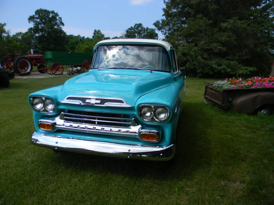 1959 Chevrolet Task Force - Image 2 of 31