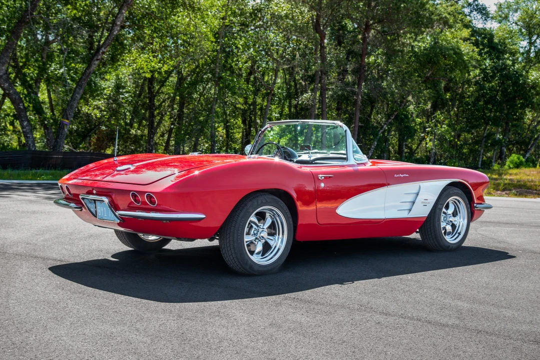 1961 Chevrolet Corvette C1 - Image 6 of 31