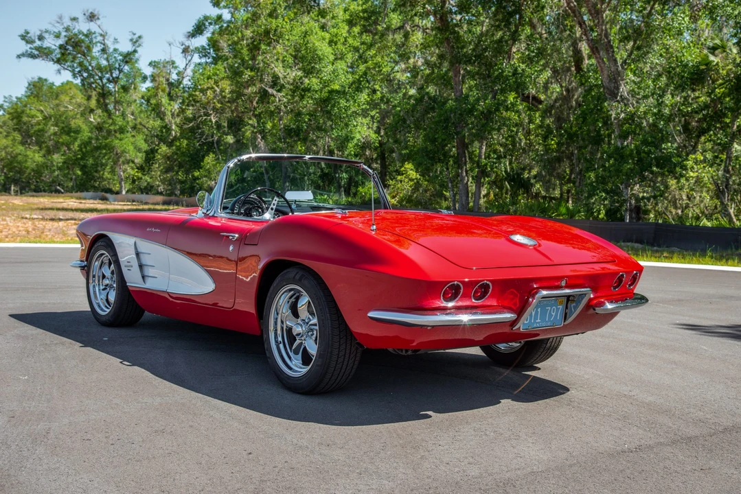 1961 Chevrolet Corvette C1 - Image 4 of 31