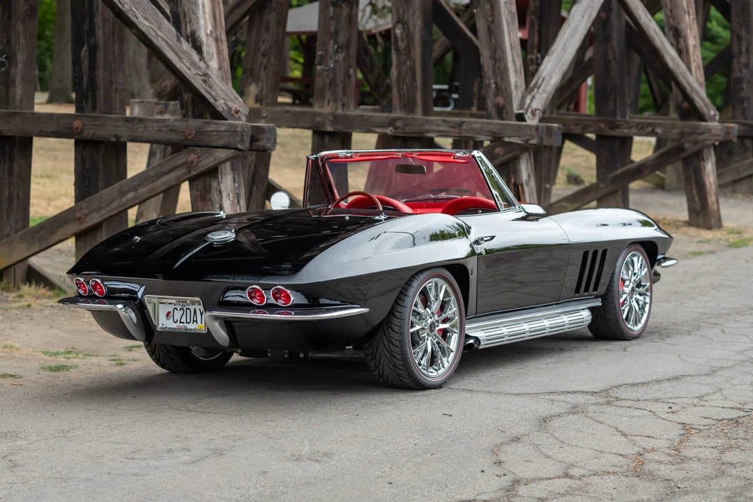1966 Chevrolet Corvette C2 - Image 15 of 31