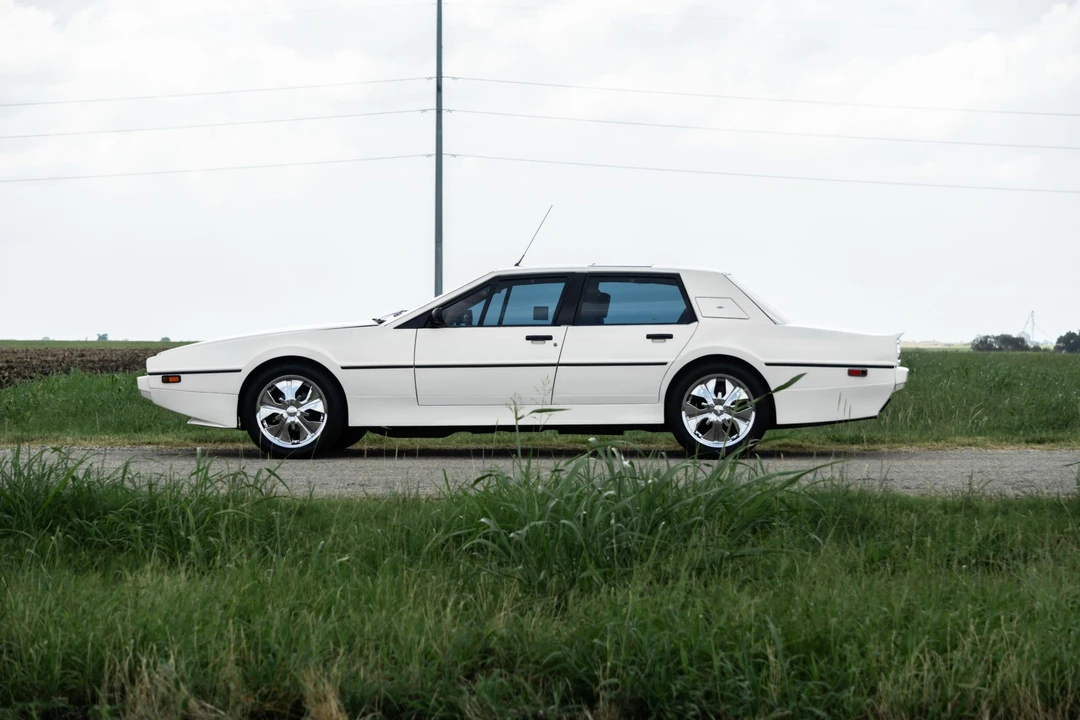 1983 Aston Martin Lagonda - Image 18 of 31
