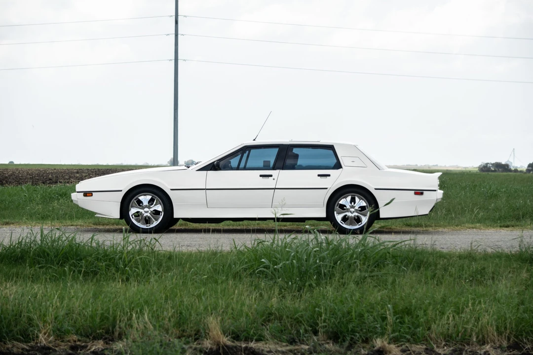 1983 Aston Martin Lagonda - Image 17 of 31