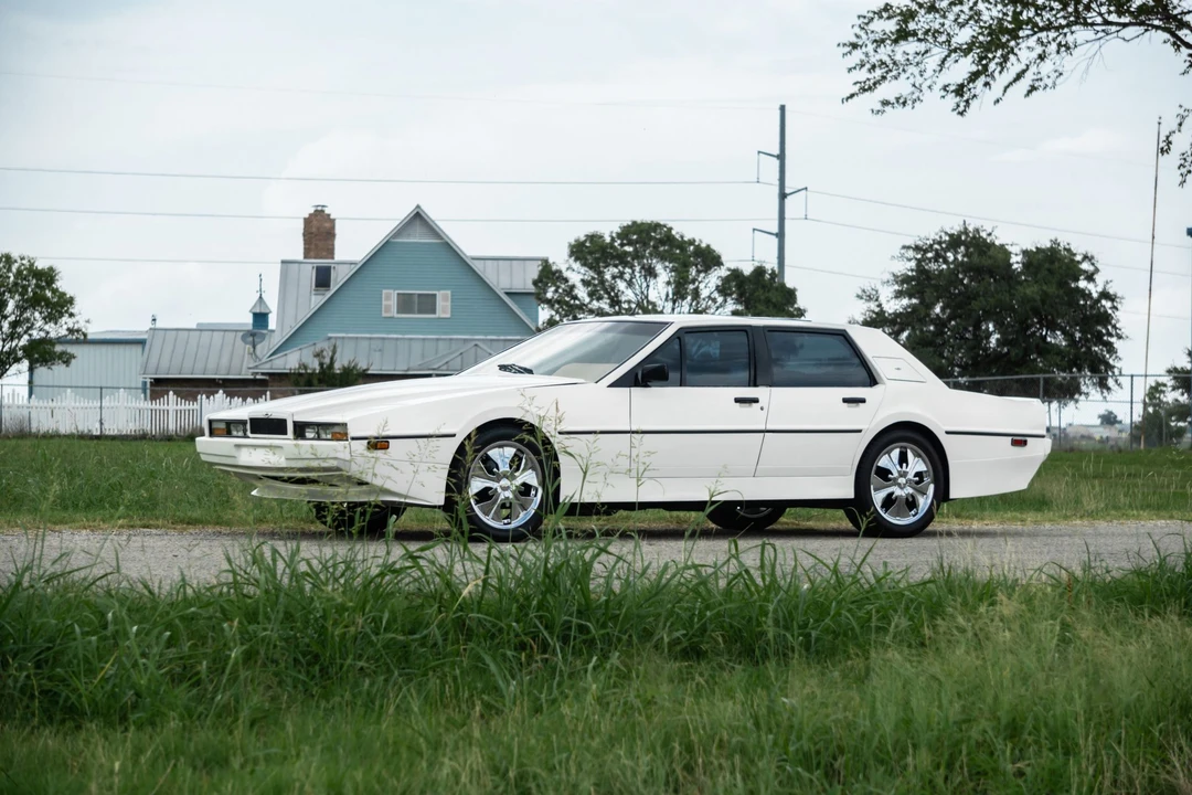 1983 Aston Martin Lagonda - Image 16 of 31