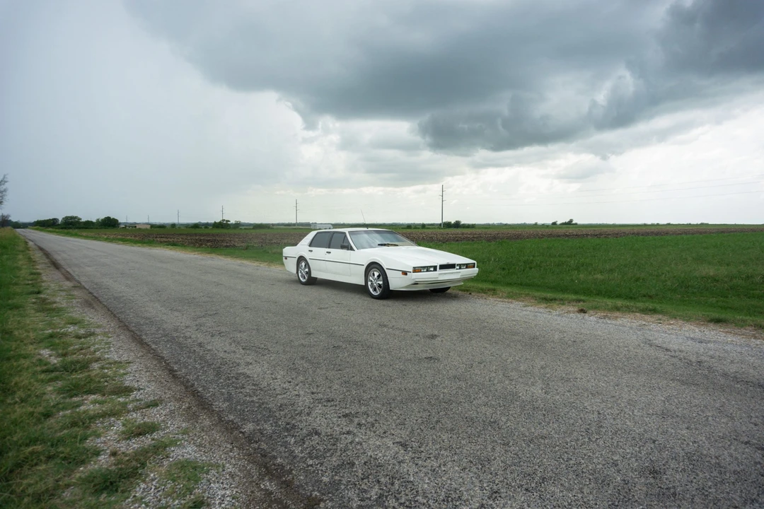 1983 Aston Martin Lagonda - Image 3 of 31