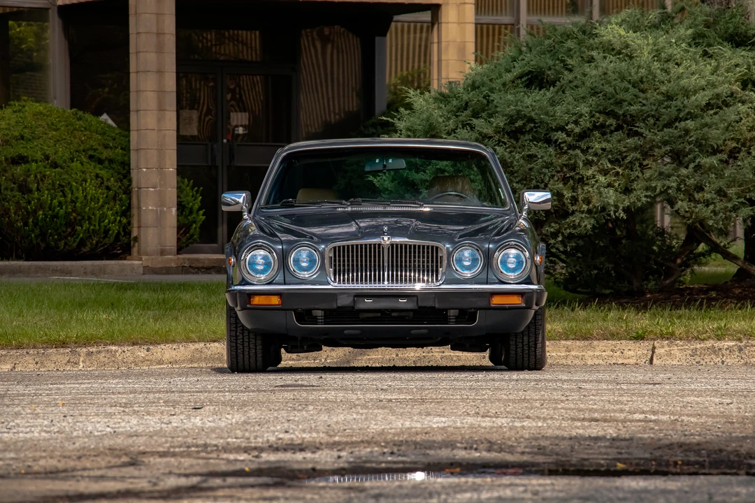 1983 Jaguar XJ Series 3 - Image 26 of 31