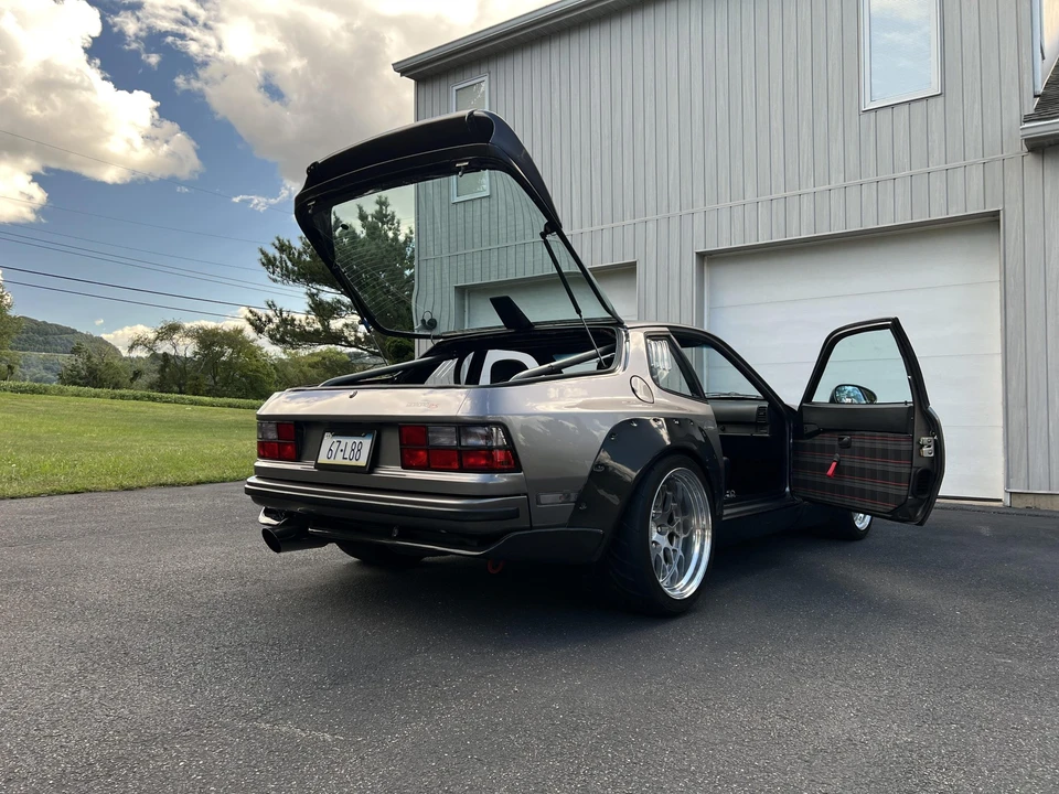 1986 Porsche 944 Turbo - Image 26 of 31