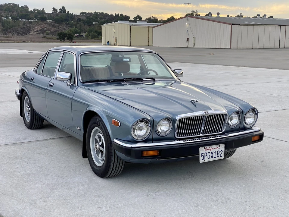 1987 Jaguar XJ Series 3 - Image 10 of 31