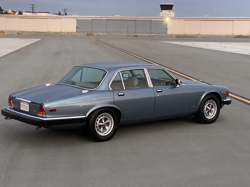 1987 Jaguar XJ Series 3 - Image 17 of 31