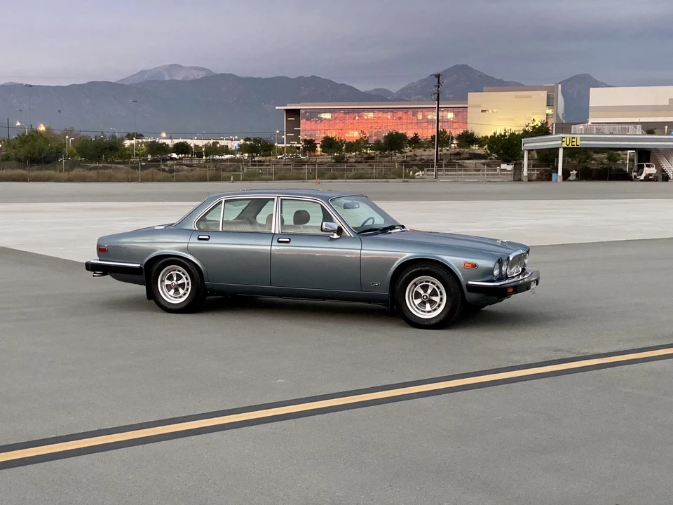 1987 Jaguar XJ Series 3 - Image 14 of 31