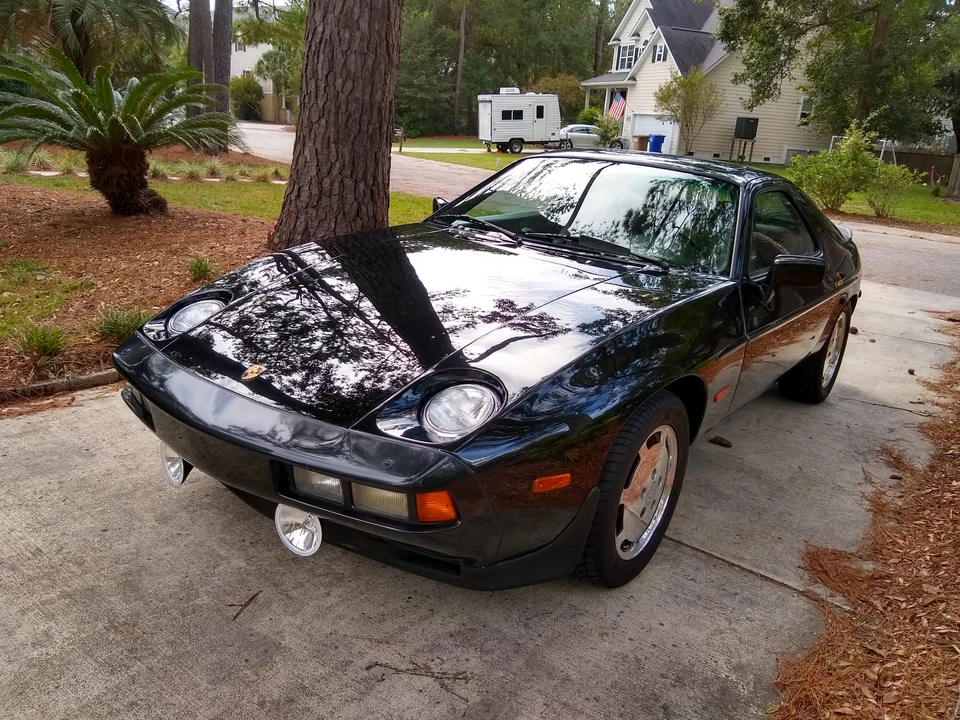 1986 Porsche 928 S - Image 2 of 31