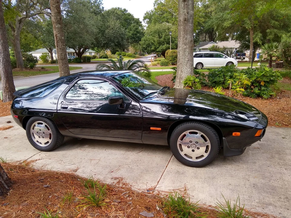 1986 Porsche 928 S - Image 17 of 31