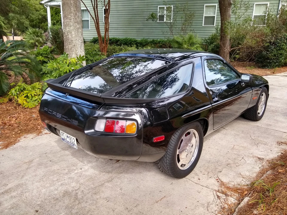 1986 Porsche 928 S - Image 14 of 31