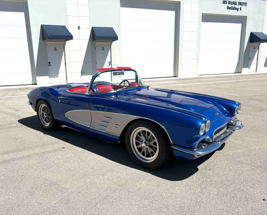 1961 Chevrolet Corvette C1 - Image 2 of 31
