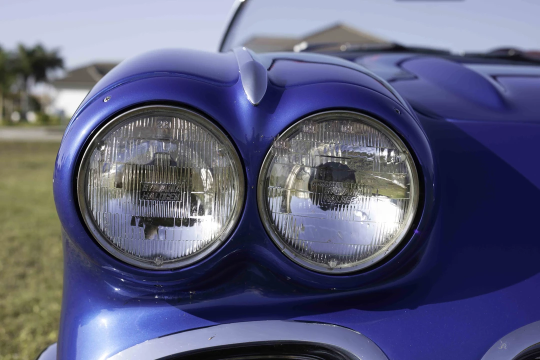 1961 Chevrolet Corvette C1 - Image 16 of 31