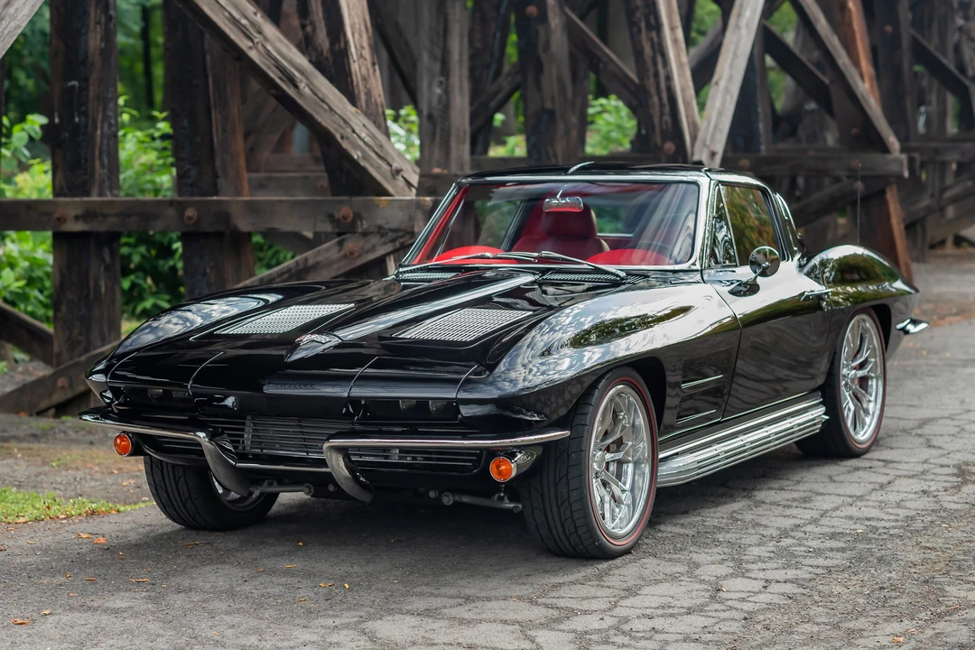 1963 Chevrolet Corvette C2 - Image 15 of 31