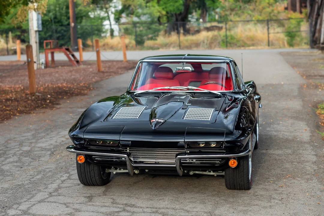 1963 Chevrolet Corvette C2 - Image 24 of 31