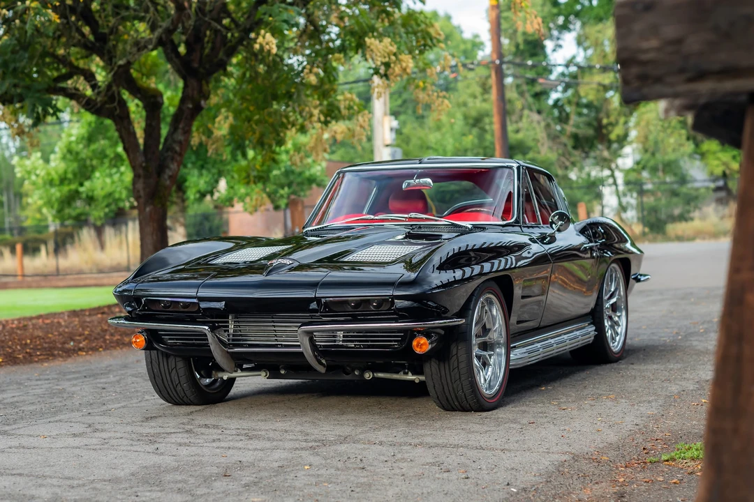 1963 Chevrolet Corvette C2 - Image 25 of 31