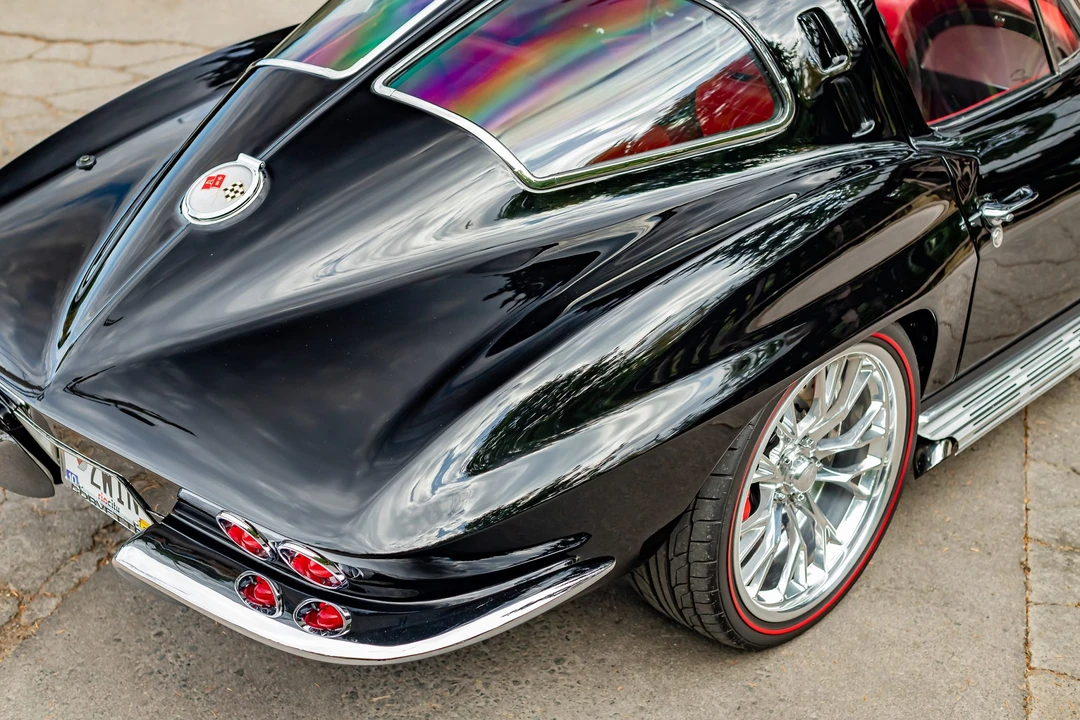 1963 Chevrolet Corvette C2 - Image 28 of 31