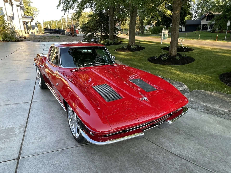 1963 Chevrolet Corvette C2 - Image 12 of 31