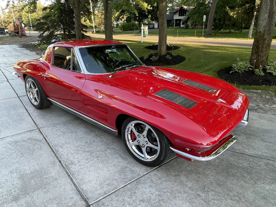 1963 Chevrolet Corvette C2 - Image 13 of 31
