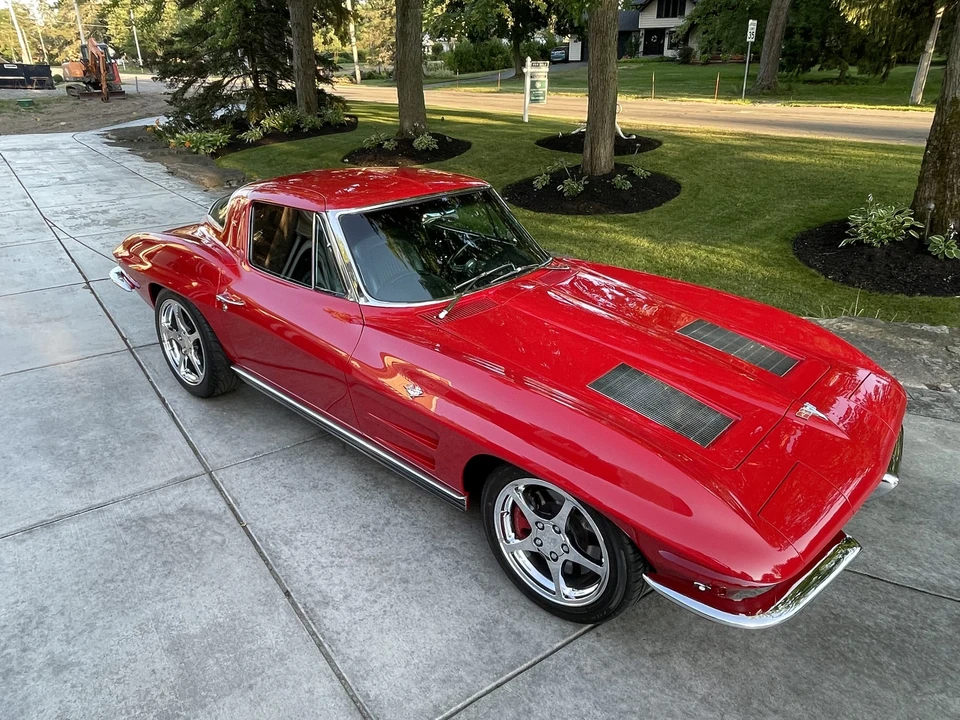 1963 Chevrolet Corvette C2 - Image 16 of 31