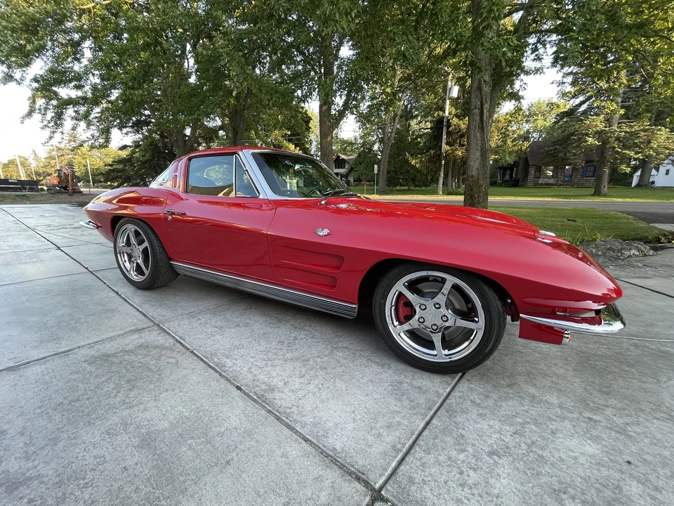 1963 Chevrolet Corvette C2 - Image 14 of 31