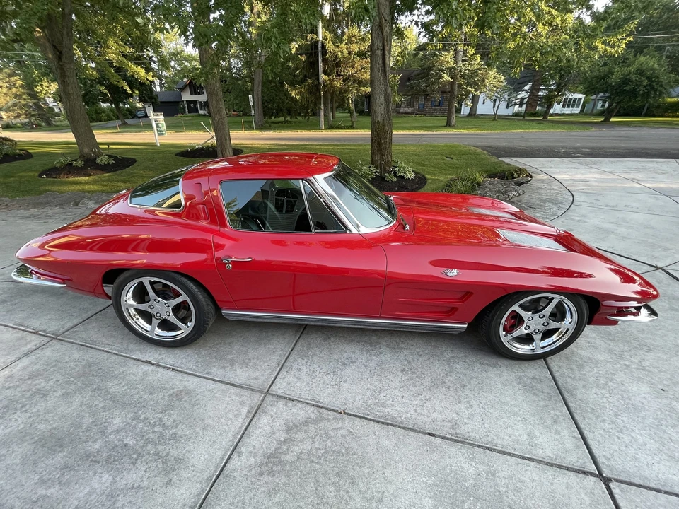 1963 Chevrolet Corvette C2 - Image 19 of 31